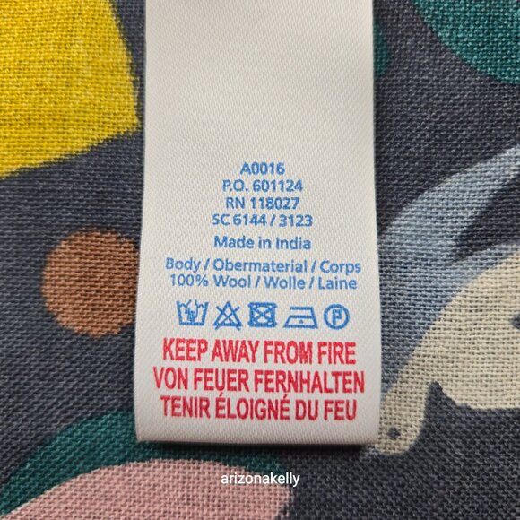 Boden Wool Lightweight Scarf Hearts Birds - Picture 5 of 9